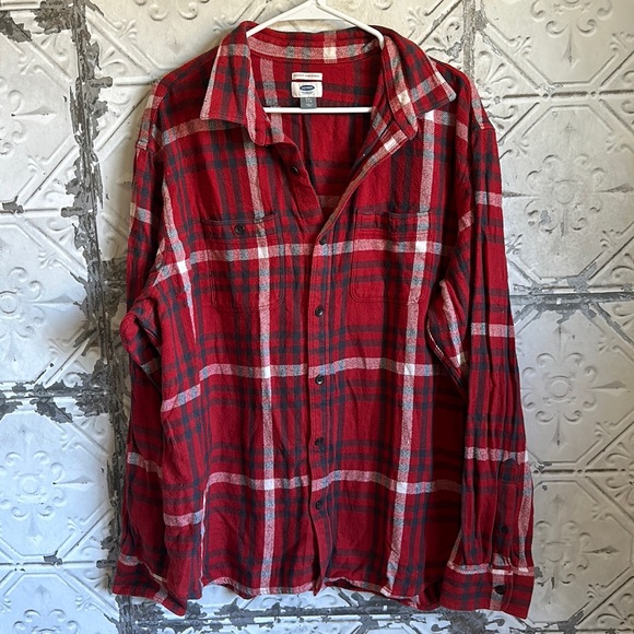 Men’s red plaid button down - Picture 2 of 6